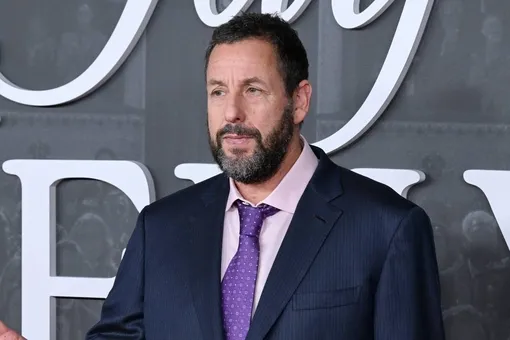 Тимоти Шаламе назвал Адама Сэндлера «одним из величайших актеров всех времен» Тимоти Шаламе назвал Адама Сэндлера «одним из величайших актеров всех времен»