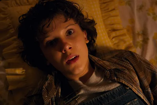 Милли Бобби Браун пробралась в комнату сценаристов «Очень странных дел», чтобы узнать концовку сериала Милли Бобби Браун пробралась в комнату сценаристов «Очень странных дел», чтобы узнать концовку сериала