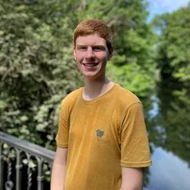 17-летний парень из Германии уже полтора года живет в поездах. За это время он проехал более 500 тысяч км