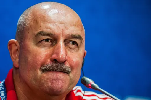 Станислава Черчесова отправили в отставку с должности главного тренера сборной России по футболу