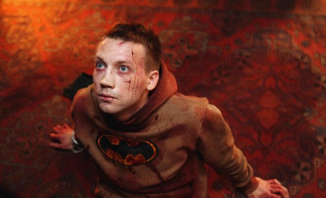 Александр Кузнецов в фильме «Папа, сдохни!» (2018) Александр Кузнецов в фильме «Папа, сдохни!» (2018)