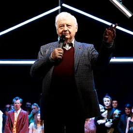 «Не надо бояться быть глупым, смешным, нелепым» «Не надо бояться быть глупым, смешным, нелепым»
