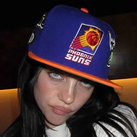 Билли Айлиш назвала Илона Маска «жалким бесхребетным трусом» Билли Айлиш назвала Илона Маска «жалким бесхребетным трусом»