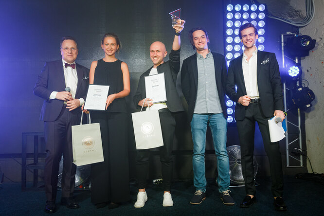 Победителем в номинации "Компьютер" созданный Алексеем Кочетковым стриминг-сервис генеративной музыки Mubert