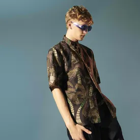 Дизайнер Дрис ван Нотен и ретейлер Mr Porter выпустили эксклюзивную коллекцию Дизайнер Дрис ван Нотен и ретейлер Mr Porter выпустили эксклюзивную коллекцию