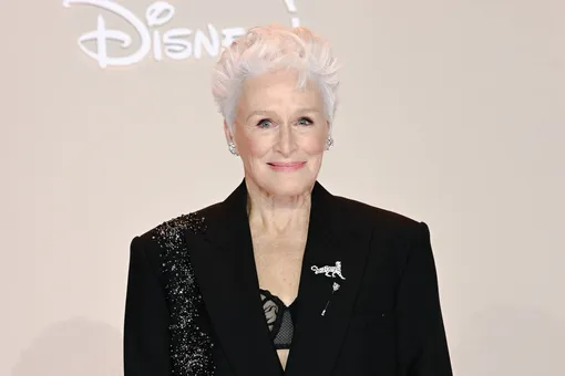 Ким Кардашьян вспомнила, как Гленн Клоуз в пьяном виде начала рассказывать секреты Голливуда Ким Кардашьян вспомнила, как Гленн Клоуз в пьяном виде начала рассказывать секреты Голливуда