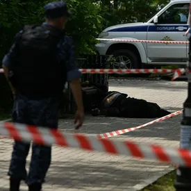 В Екатеринбурге мужчина с ножом напал на прохожих. Есть погибшие В Екатеринбурге мужчина с ножом напал на прохожих. Есть погибшие