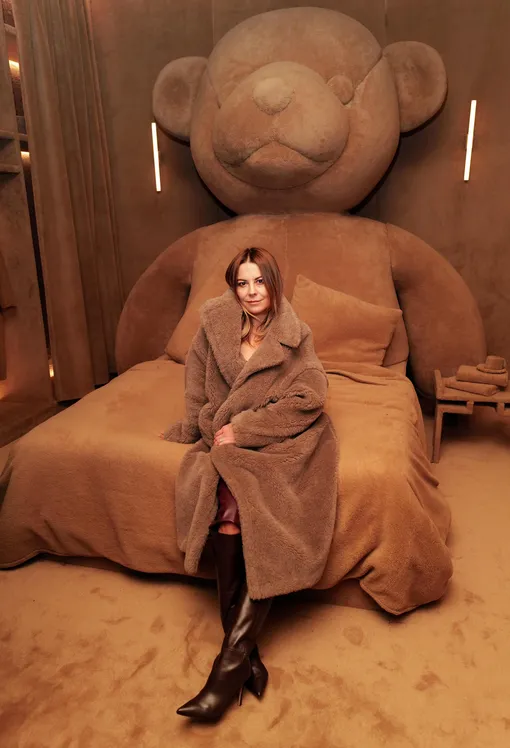 Джульет Ангус attends Max Mara Fluffy Residence in Covent Garden celebrating the Teddy Bear Coat 10th Anniversary on December 15, 2023 in London, England. (Photo by )
