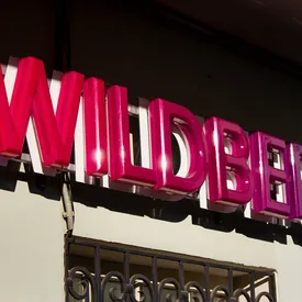 Под Петербургом загорелся склад Wildberries. Главное Под Петербургом загорелся склад Wildberries. Главное