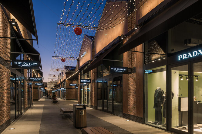 Отметьте праздник красоты и женственности в «The Outlet Moscow Архангельское» Отметьте праздник красоты и женственности в «The Outlet Moscow Архангельское»