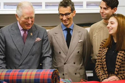 Фонд принца Чарльза и Yoox Net-a-Porter выпустили экологичную коллекцию одежды