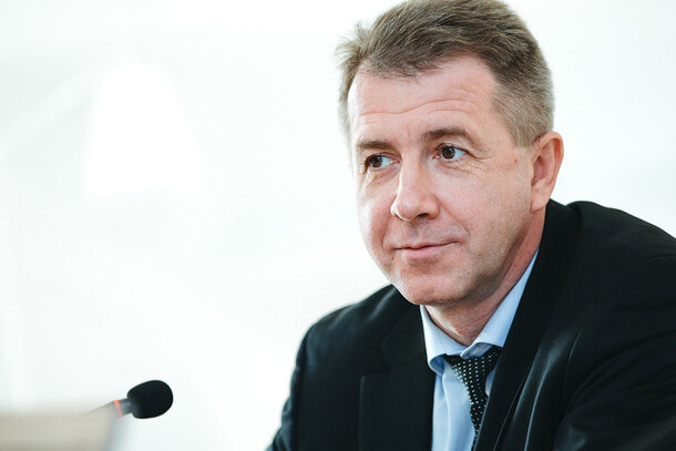 Валерий Максименко