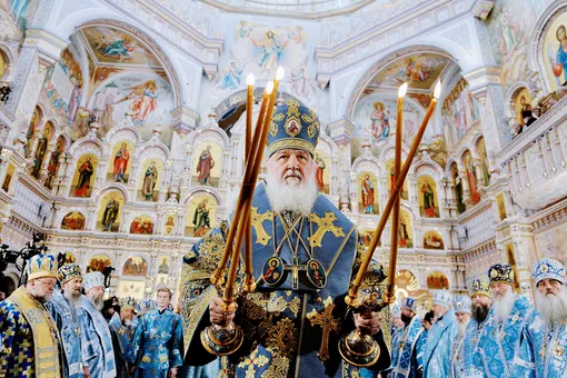 РАН заявили, что звание почетного профессора патриарху Кириллу присвоили по ошибке. И извинились