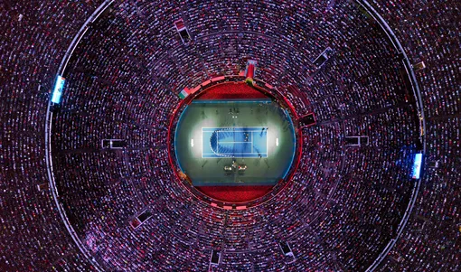 Выставочный матч швейцарского теннисиста Роджера Федерера немца Александра Зверева в Мехико.