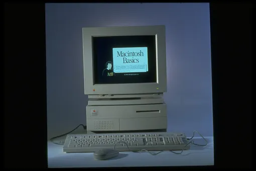 Macintosh Centris 650 computer (1994)