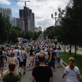 В Хабаровске прошла новая акция в поддержку губернатора Сергея Фургала. Митинг посетили тысячи людей