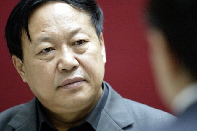В Китае миллиардера приговорили к 18 годам тюрьмы за «провоцирование неприятностей». Ранее он критиковал политику правительства