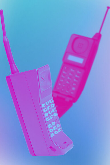 Алло, как дела? Эволюция сотовых телефонов: от «раскладушек» и «слайдеров» до ультрасовременных гаджетов