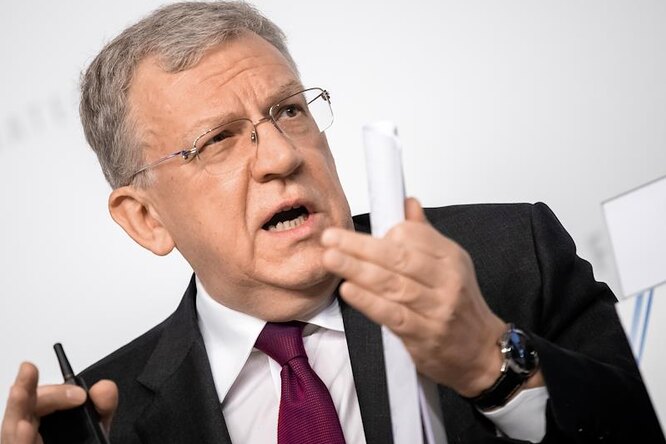Совет Федерации уволил Алексея Кудрина с поста главы Счетной палаты Совет Федерации уволил Алексея Кудрина с поста главы Счетной палаты