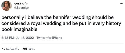 «Лично я думаю, что свадьбу Беннифер нужно воспринимать как бракосочетание королевской семьи. Об этом нужно написать во всех учебниках истории»