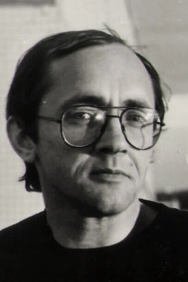 «У него был дар недоумения»: Елена Костылева — об Аркадии Драгомощенко и письме без героя