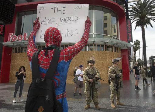 Человек-паук в Лос-Анджелесе, 2 июня