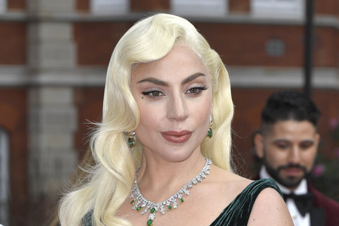 Леди Гага может сыграть Харли Квинн в сиквеле «Джокера» с Хоакином Фениксом. Это будет мюзикл