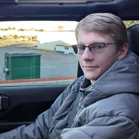 Застреленный у поместья Трампа оказался 21-летним художником