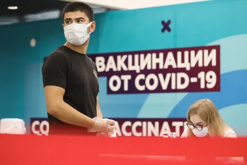В России среди вакцинированных разыграют по 100 тысяч рублей
