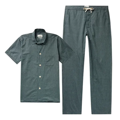 Пижамная рубашка Oliver Spencer Loungewear, $145; пижамные штаны Oliver Spencer Loungewear, $195