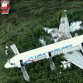 «Чудо в кукурузном поле»: как пилоты A321 совершили почти невозможное, действуя не по инструкции «Чудо в кукурузном поле»: как пилоты A321 совершили почти невозможное, действуя не по инструкции