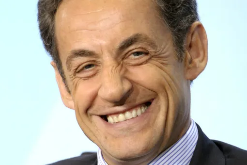 Суд освободил бывшего президента Франции Николя Саркози из тюрьмы