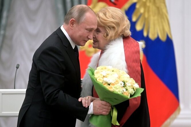 Президент МХАТа имени Горького Татьяна Доронина попросила Путина «срочно изгнать» руководство театра Президент МХАТа имени Горького Татьяна Доронина попросила Путина «срочно изгнать» руководство театра