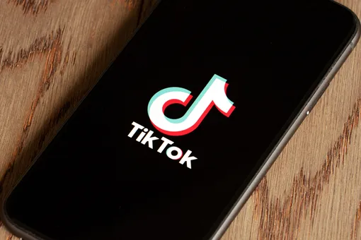 Пользователи TikTok изображают жертв холокоста. Очередной флешмоб в соцсети вызвал скандал и обвинения в антисемитизме