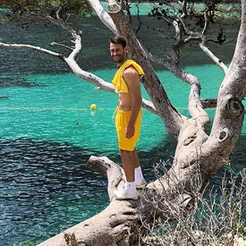 Jacquemus показал дебютную мужскую коллекцию Jacquemus показал дебютную мужскую коллекцию