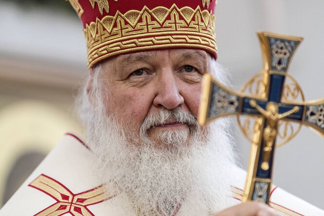 «Это смертельно опасно»: патриарх Кирилл сравнил неверие в коронавирус с неверием в Бога