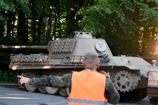 84-летнего пенсионера в Германии оштрафовали на 250 тысяч евро за хранение танка «Пантера» у себя в подвале