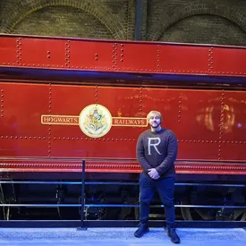 Двойник Руперта Гринта вызвал ажиотаж в студии «Гарри Поттера». Фанаты приняли его за Рона Уизли