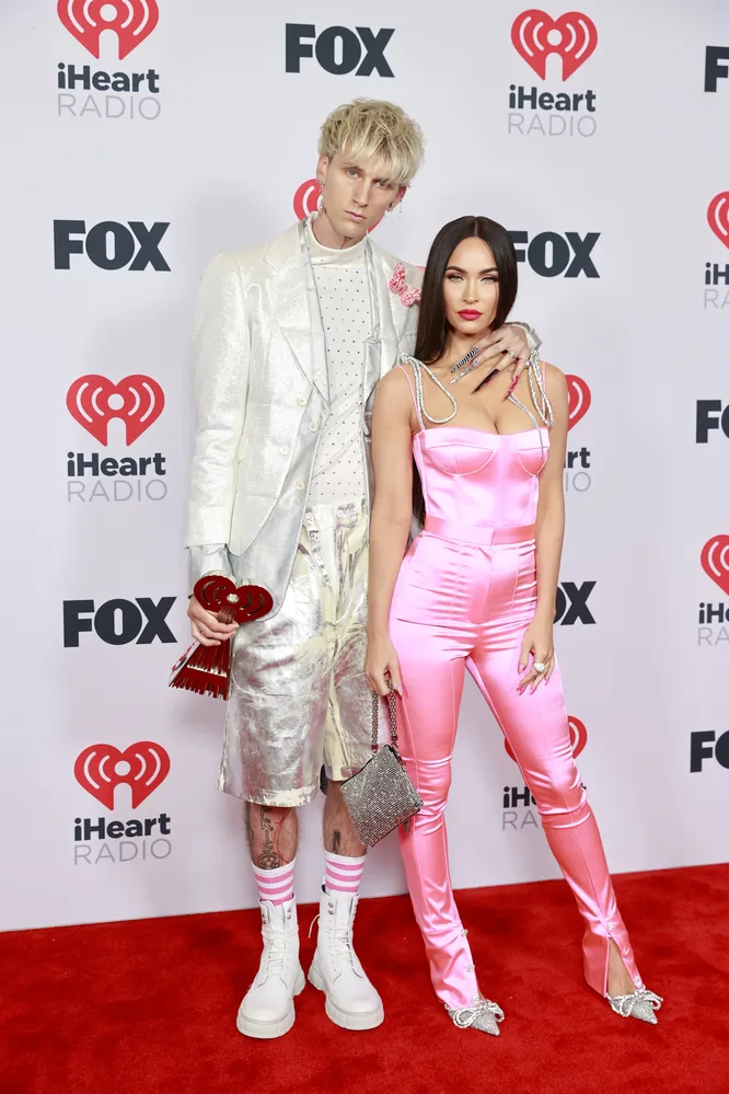 На церемонии  iHeartRadio Music Awards, 2021