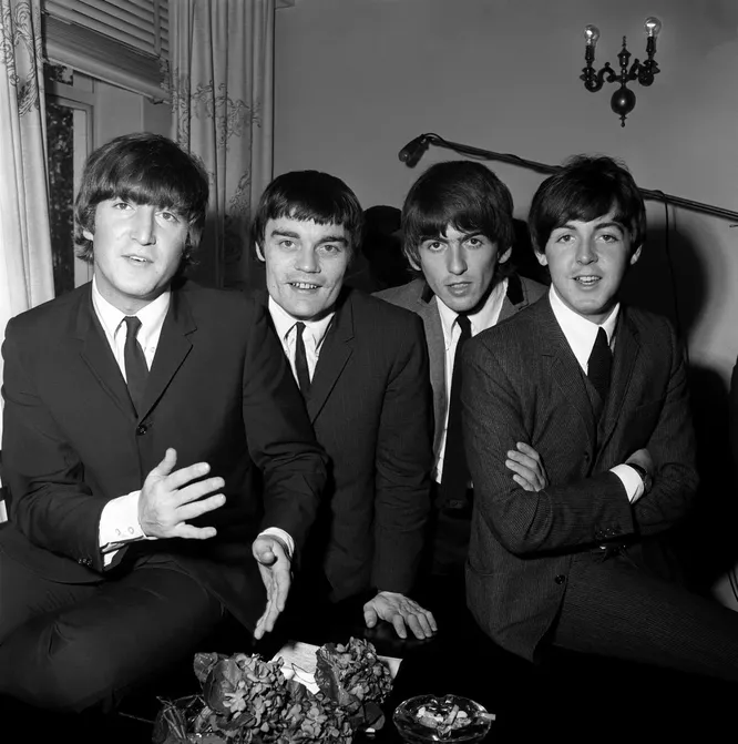 В каком году была образована группа The Beatles?