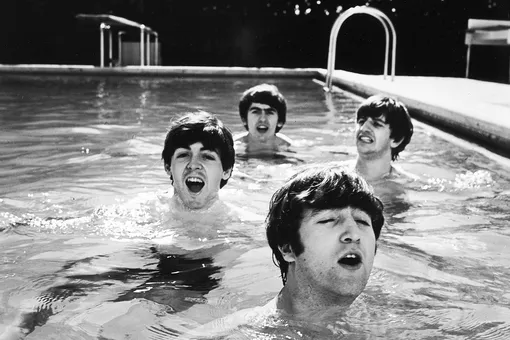 У The Beatles вышел второй клип за неделю. На этот раз — про Советский союз