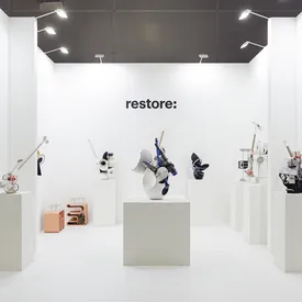 restore: и художник Василий Кононов-Гредин презентовали серию скульптур Reassembly, созданных из электроники