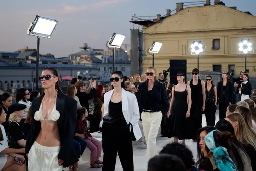 ЦУМ провел ежегодный показ
TSUM Fashion Show ЦУМ провел ежегодный показ
TSUM Fashion Show