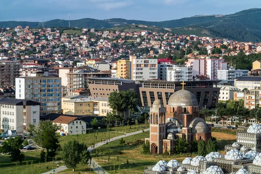 Косово отложило введение запрета на сербские документы до 1 сентября. Планы по введению ограничений ранее привели к эскалации конфликта
