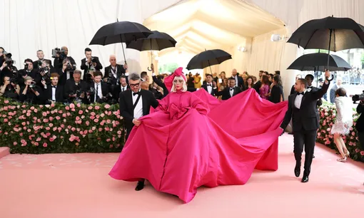 Леди Гага на Met Gala 2019