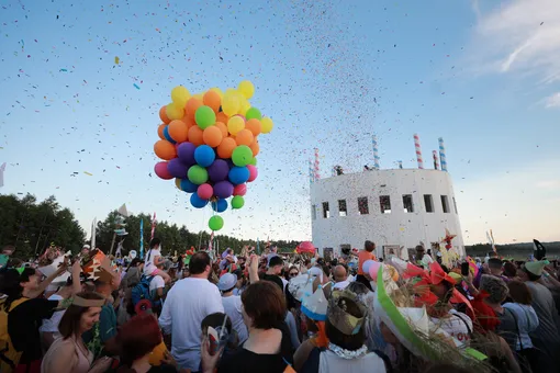 Фестиваль «Архстояние Детское» 2025 объявил хедлайнеров и программу