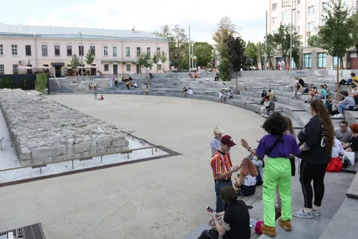 В Москве после реставрации открыли общественное пространство «Яма»