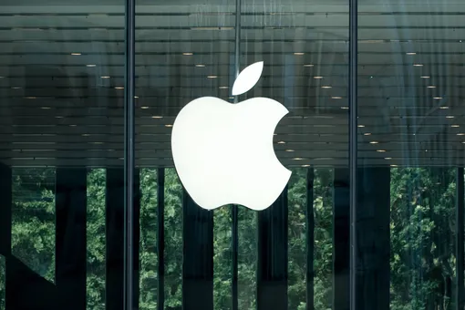 Сотрудницу Apple, которая рассказала о харассменте и слежке за работниками в компании, уволили за разглашение конфиденциальной информации