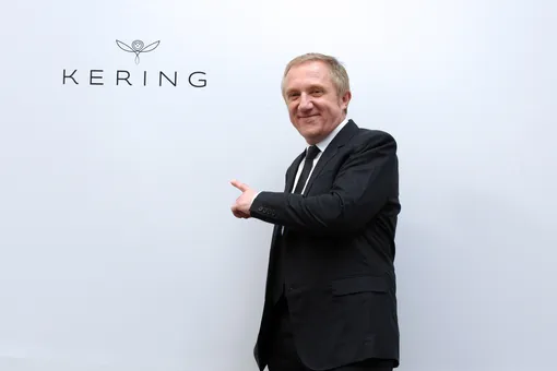 Компания Kering инвестировала $216 миллионов в ресейл-платформу Vestiaire Collective