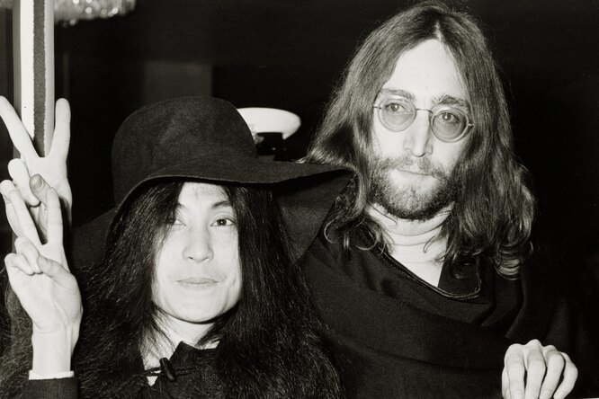 Убийца Джона Леннона впервые принес извинения Йоко Оно. Спустя 40 лет после преступления